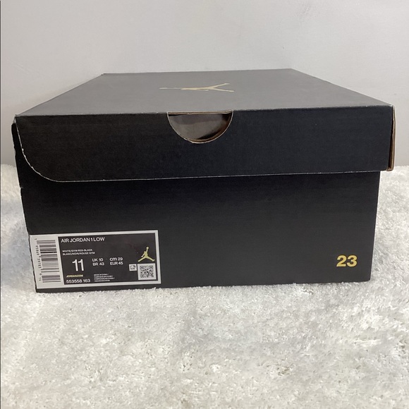 Air Jordan 1 Low - Picture 13 of 13